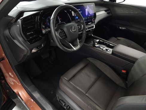 Certified 2023 Lexus RX 350 w/ Accessory Package (Z1) image 18