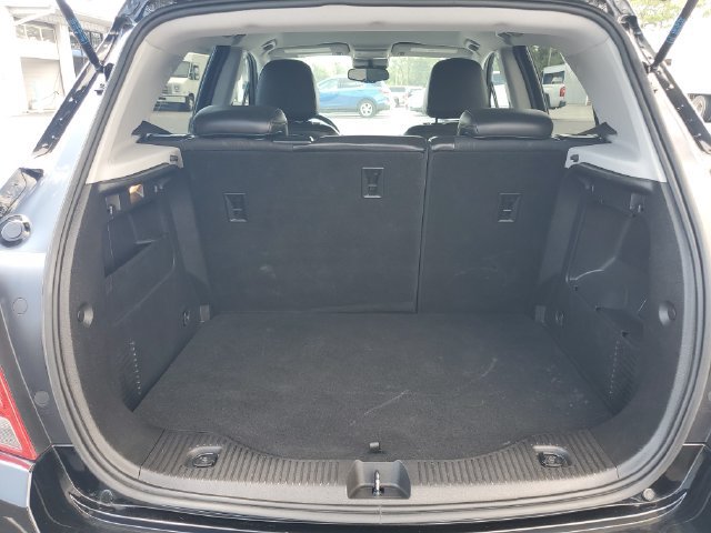 Used 2019 Chevrolet Trax LT w/ Redline Edition FWD image 8