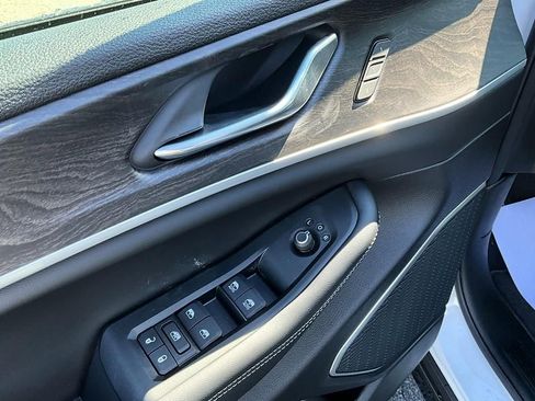 New 2026 Jeep Grand Cherokee Limited w/ Limited Altitude Package image 13