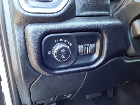 Used 2022 RAM 2500 Laramie AWD/4WD image 18