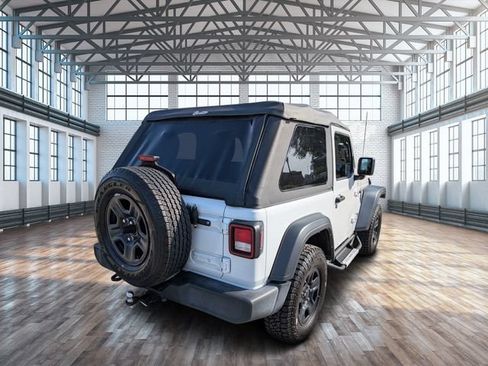 Used 2021 Jeep Wrangler Sport AWD/4WD image 3