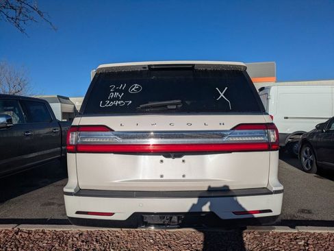 Used 2018 Lincoln Navigator Reserve w/ Technology Package image 6