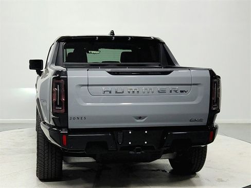 Used 2025 GMC Hummer EV 3X image 6