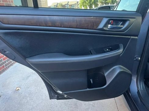 Used 2015 Subaru Outback 2.5i Limited AWD/4WD image 29
