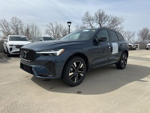 New 2026 Volvo XC60 B5 Plus w/ Protection Package Premier image 3