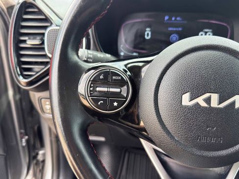 Certified 2023 Kia Soul GT-Line FWD image 20