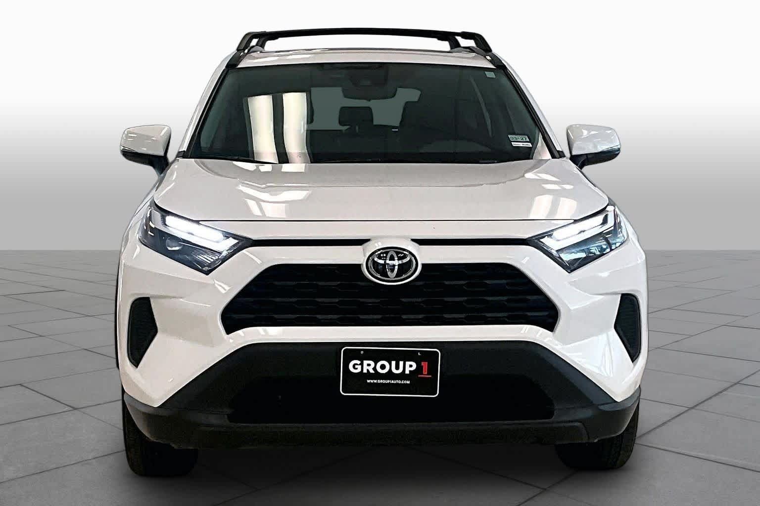 Used 2025 Toyota RAV4 XLE w/ Convenience Package AWD/4WD image 3