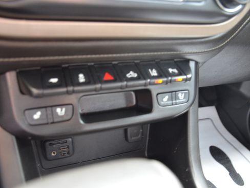 Used 2020 GMC Canyon Denali AWD/4WD image 72
