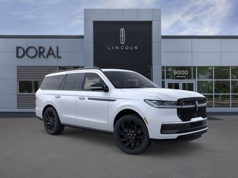 New 2026 Lincoln Navigator Reserve AWD/4WD image 7