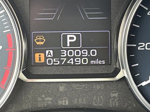 Used 2017 Subaru Crosstrek 2.0i Premium image 15