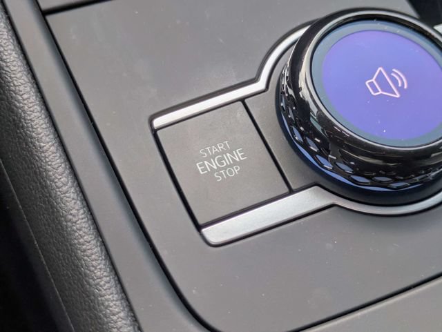 Certified 2026 Volkswagen Tiguan S FWD image 28