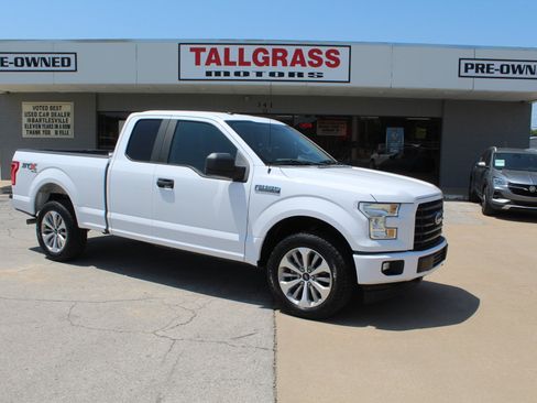 Used 2017 Ford F150 XL w/ Equipment Group 101A Mid AWD/4WD image 2