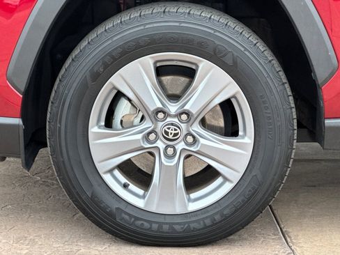 Certified 2022 Toyota RAV4 XLE image 34