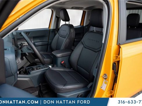 New 2026 Ford Maverick Lariat w/ Black Appearance Package image 4