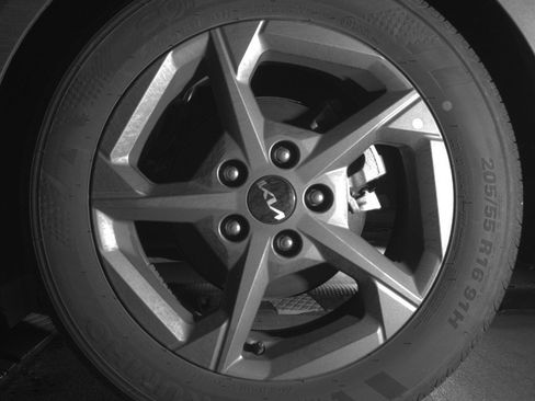 Used 2025 Kia K4 LXS image 14