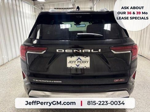 New 2027 GMC Terrain Denali w/ LPO, Floor Liner Package AWD/4WD image 4