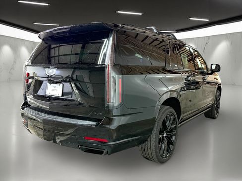 New 2026 Cadillac Escalade ESV Platinum Sport image 7
