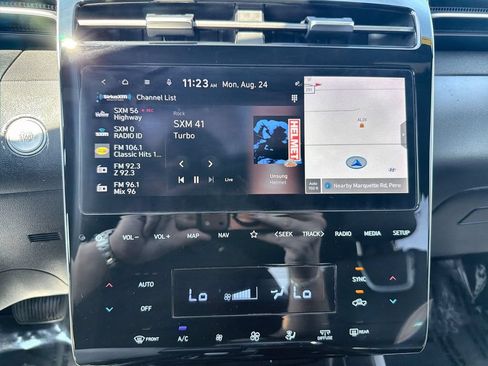 Used 2022 Hyundai Santa Cruz Limited AWD/4WD image 22