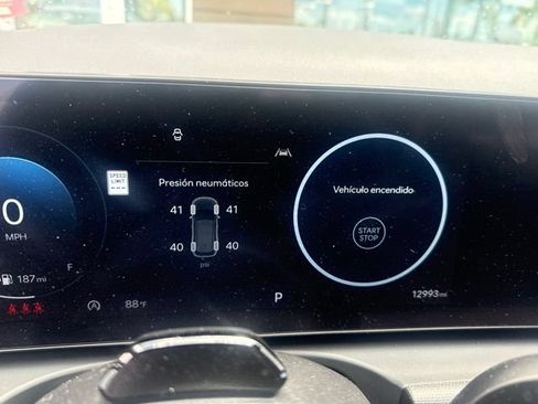 Certified 2025 Hyundai Tucson SEL FWD image 16