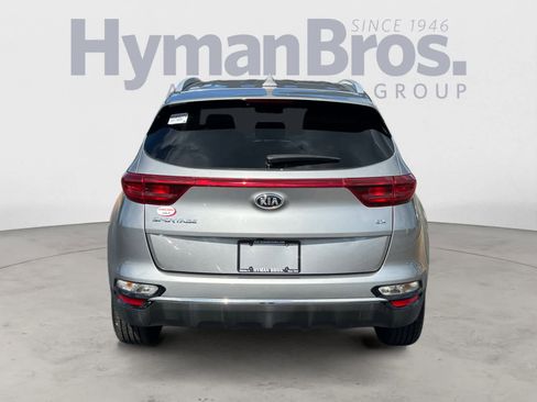 Used 2020 Kia Sportage EX image 4