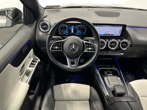 Used 2022 Mercedes-Benz GLA 250 4MATIC image 23