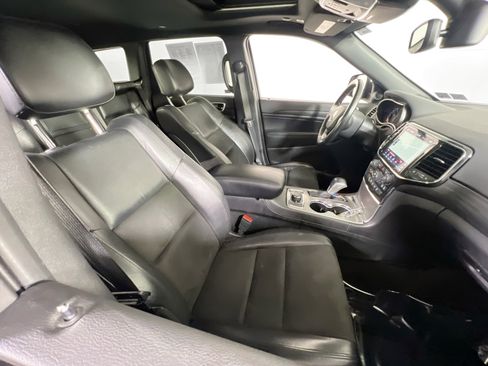 Used 2022 Jeep Grand Cherokee Laredo X image 27