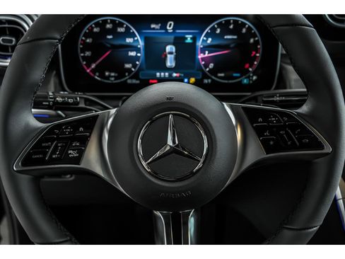 Certified 2026 Mercedes-Benz GLC 300 4MATIC image 14
