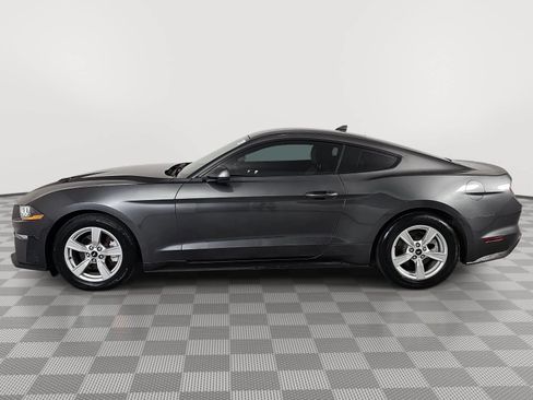 Used 2020 Ford Mustang Coupe RWD image 5