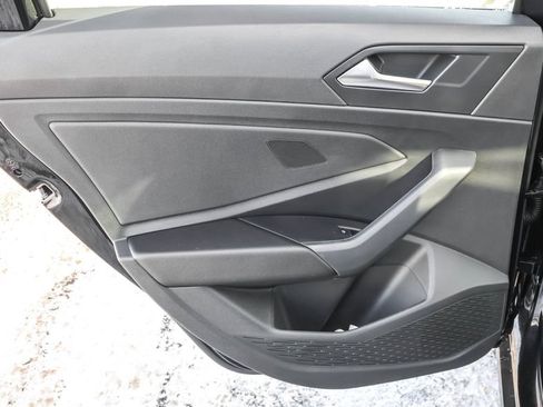 Used 2026 Volkswagen Jetta Sport FWD image 27