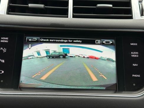 Used 2014 Land Rover Range Rover Sport HSE image 24