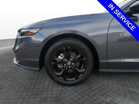 Used 2025 Honda Accord SE image 13