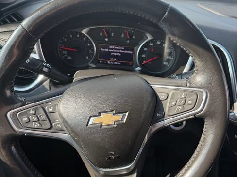Used 2019 Chevrolet Equinox Premier AWD/4WD image 12