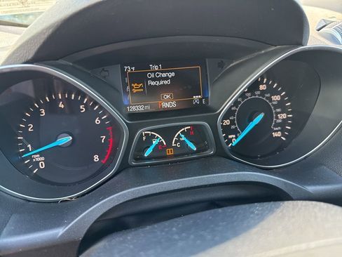 Used 2017 Ford Escape Titanium AWD/4WD image 3