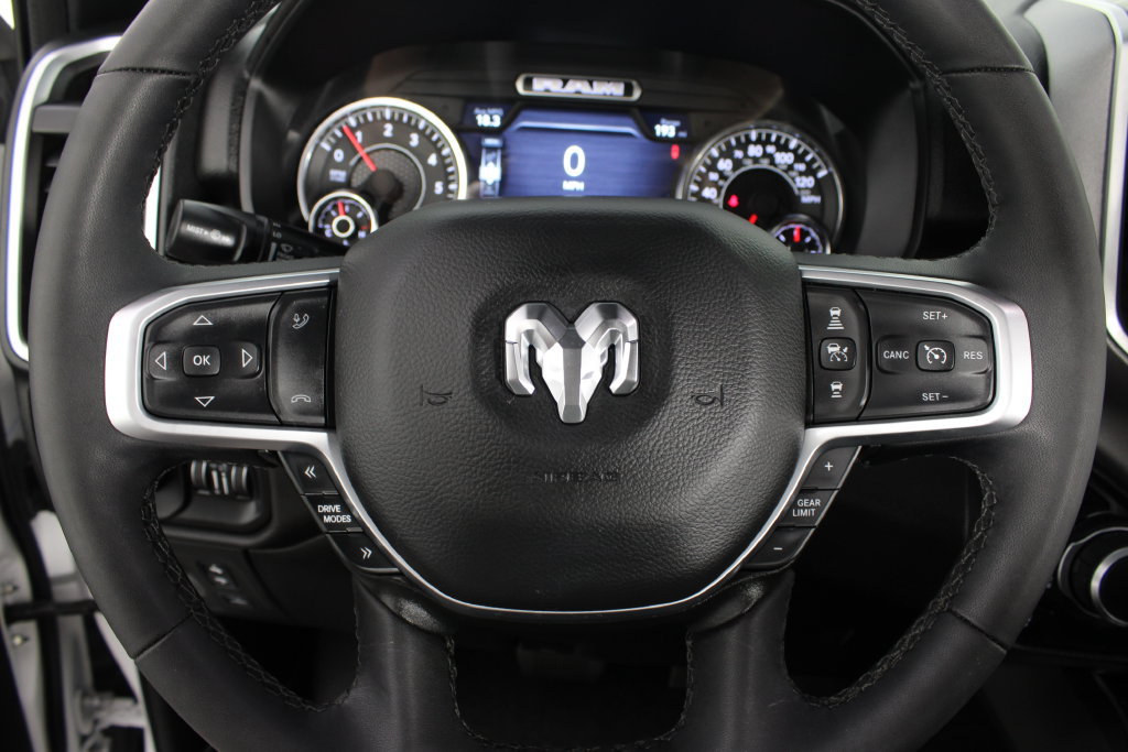 Used 2025 RAM 1500 Big Horn AWD/4WD image 13