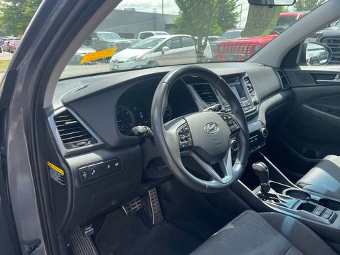 Used 2017 Hyundai Tucson Night FWD image 9