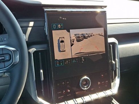 New 2026 GMC Acadia Elevation w/ Black Edition FWD image 14