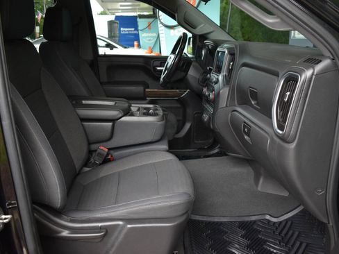 Used 2019 Chevrolet Silverado 1500 LT w/ All-Star Edition AWD/4WD image 9