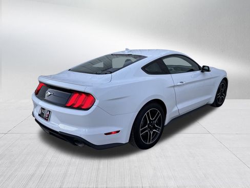 Used 2022 Ford Mustang Premium image 6