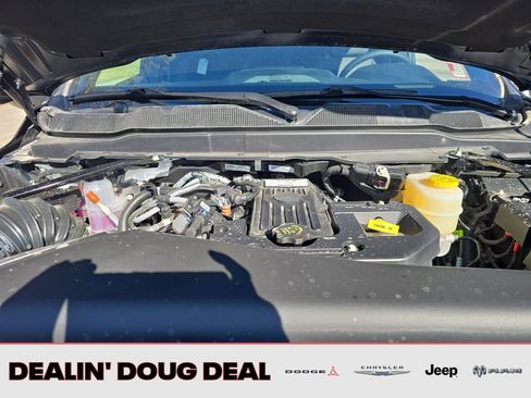 New 2026 RAM 2500 Big Horn AWD/4WD image 21