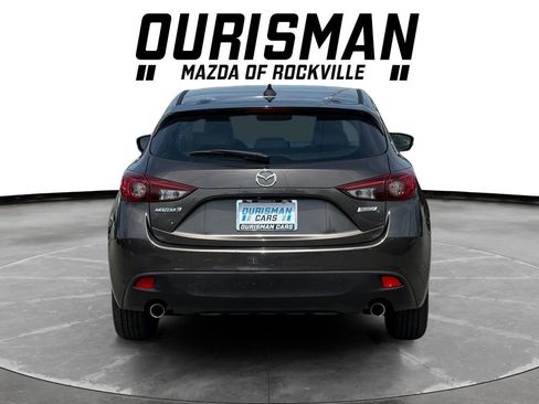 Used 2016 MAZDA MAZDA3 i Touring w/ Popular Equipment Package FWD image 5