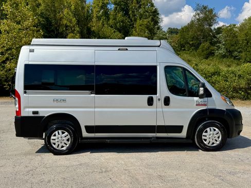 Used 2021 RAM ProMaster 1500 w/ Convenience Group FWD image 7