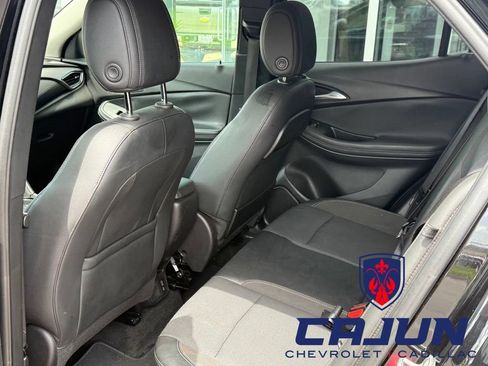 Used 2020 Buick Encore GX Preferred w/ Cold Weather Comfort Package FWD image 17