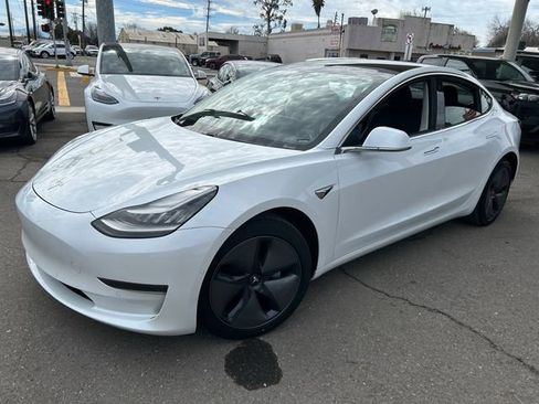 Used 2020 Tesla Model 3 Standard Range Plus image 3