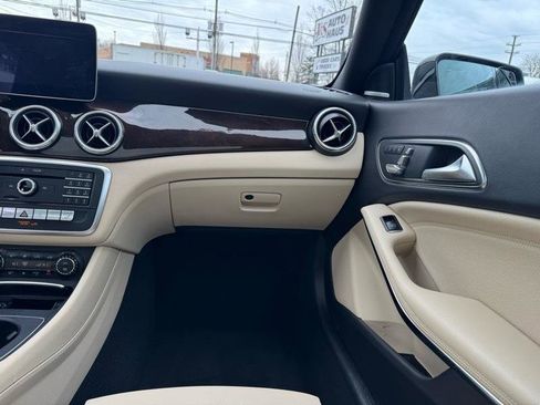Used 2019 Mercedes-Benz CLA 250 4MATIC image 12
