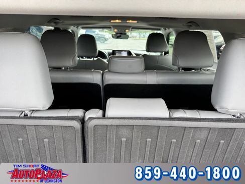 Used 2020 Toyota Highlander Limited AWD/4WD image 44