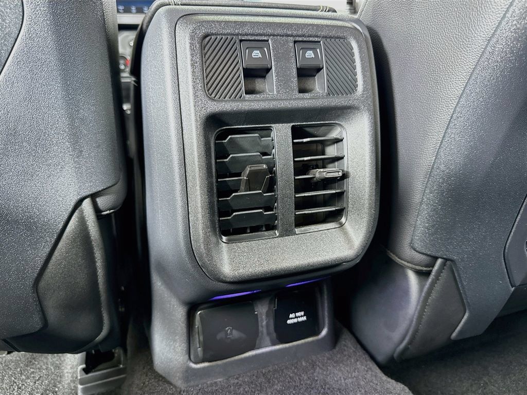 Used 2025 Ford Bronco Badlands AWD/4WD image 26
