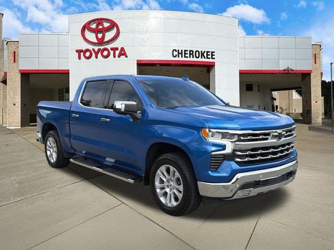 Used 2023 Chevrolet Silverado 1500 LTZ AWD/4WD image 3