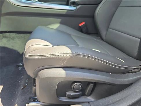 New 2024 Jaguar XF R-Dynamic SE image 27