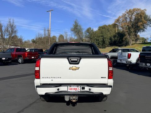Used 2007 Chevrolet Avalanche LT w/ LT Preferred Equipment Group image 7