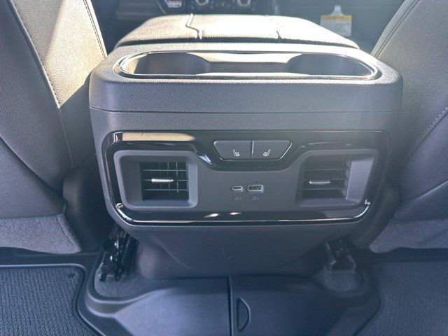Used 2025 GMC Sierra 1500 AT4 w/ AT4 Premium Package AWD/4WD image 21